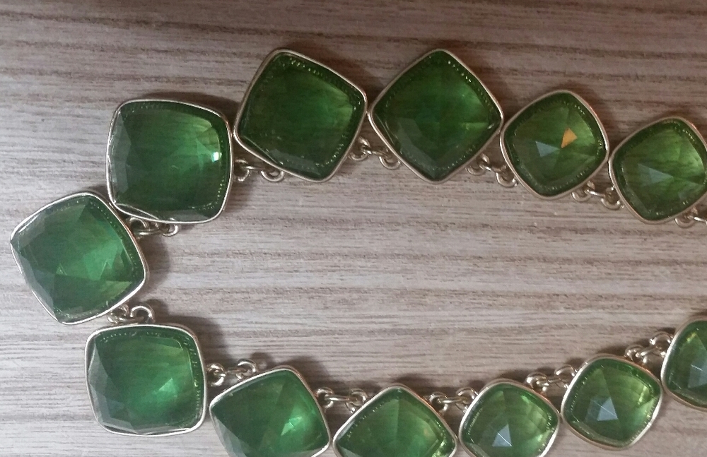 Anne Klein Gold/Green Faceted Pyramid Crystal Neck - Picture 7 of 8